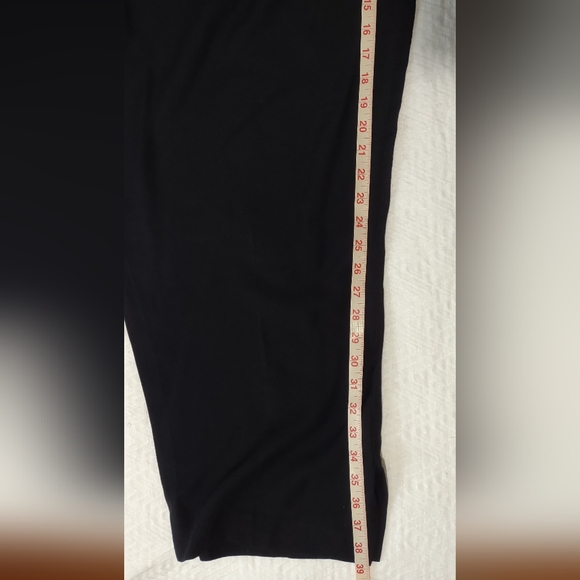 Vince Tapered Pull-On Pants in Black - Picture 5 of 5